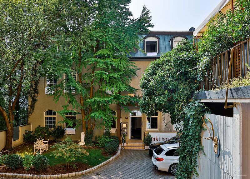 Фото отеля 2