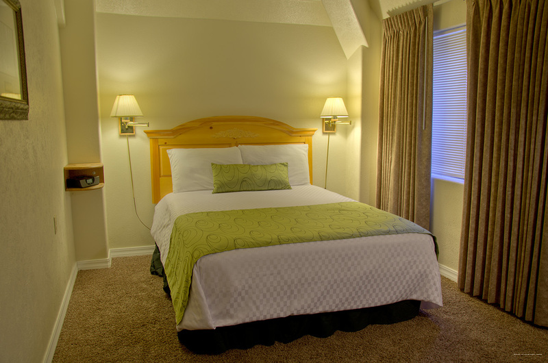 Фото Fairmont Hot Springs Resort