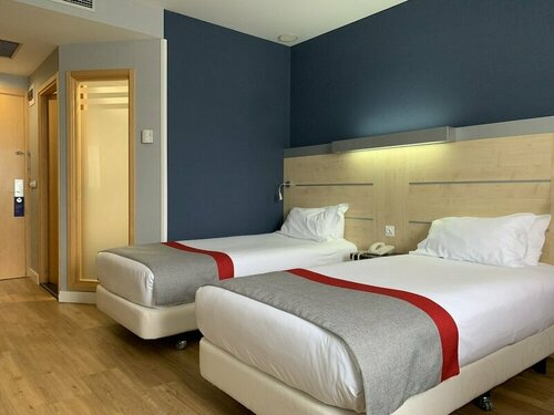 Гостиница Holiday Inn Express Vitoria, an Ihg Hotel в Витории