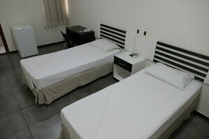 Гостиница Neves Hotel в Гоянии