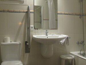 Гостиница Hotel Europa в Жироне