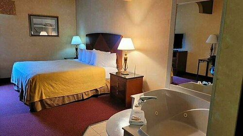 Гостиница A Victory Suites Warren в Уоррене