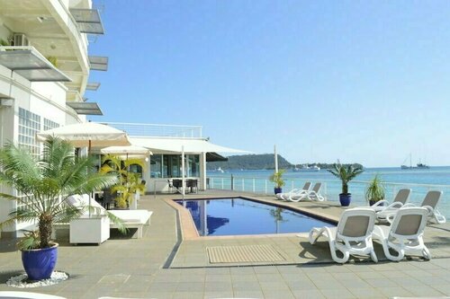 Гостиница Chantilly's On The Bay в Порт-Виле