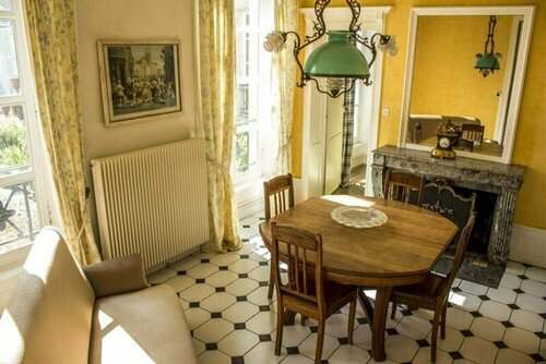 Гостиница Maison D'Hotes Du Chateau De Choloy в Туле