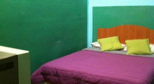 Гостиница Hostal Tricontinental в Вальпараисо