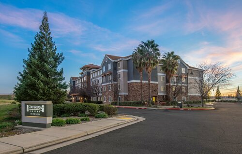 Гостиница Staybridge Suites Rocklin - Roseville Area, an Ihg Hotel в Розвилле