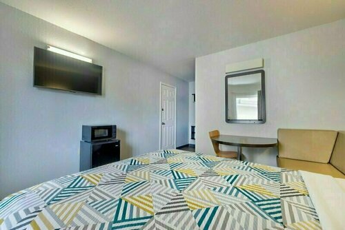 Гостиница Travelodge/motel 6 Oshkosh в Ошкоше