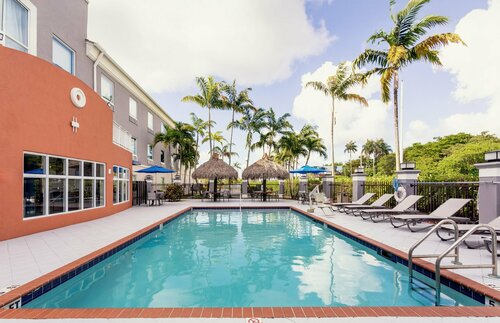 Гостиница Holiday Inn Express & Suites Florida City, an Ihg Hotel во Флорида Сити