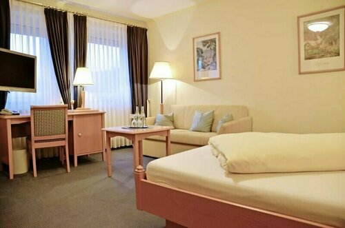 Гостиница Hotel-Gasthof Am Forsthof в Зульцбах-Розенберге