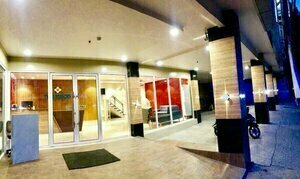 Гостиница Two Seasons Executive Suites в Замбоанге