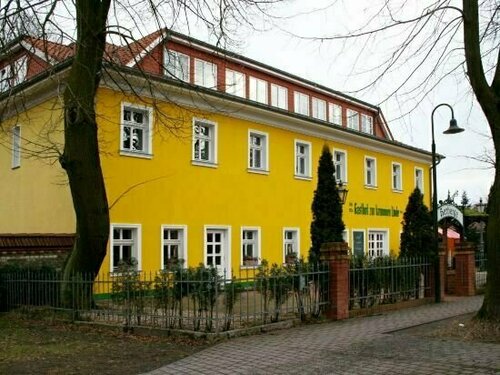 Гостиница Landgasthof Zur krummen Linde в Хеннигсдорфе