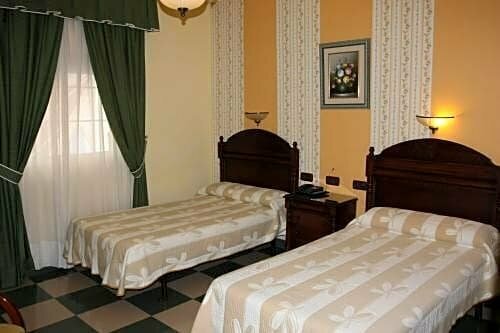 Гостиница Hotel Frijon в Сафре