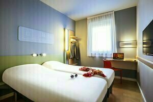 Гостиница Ibis budget Sens в Сансе