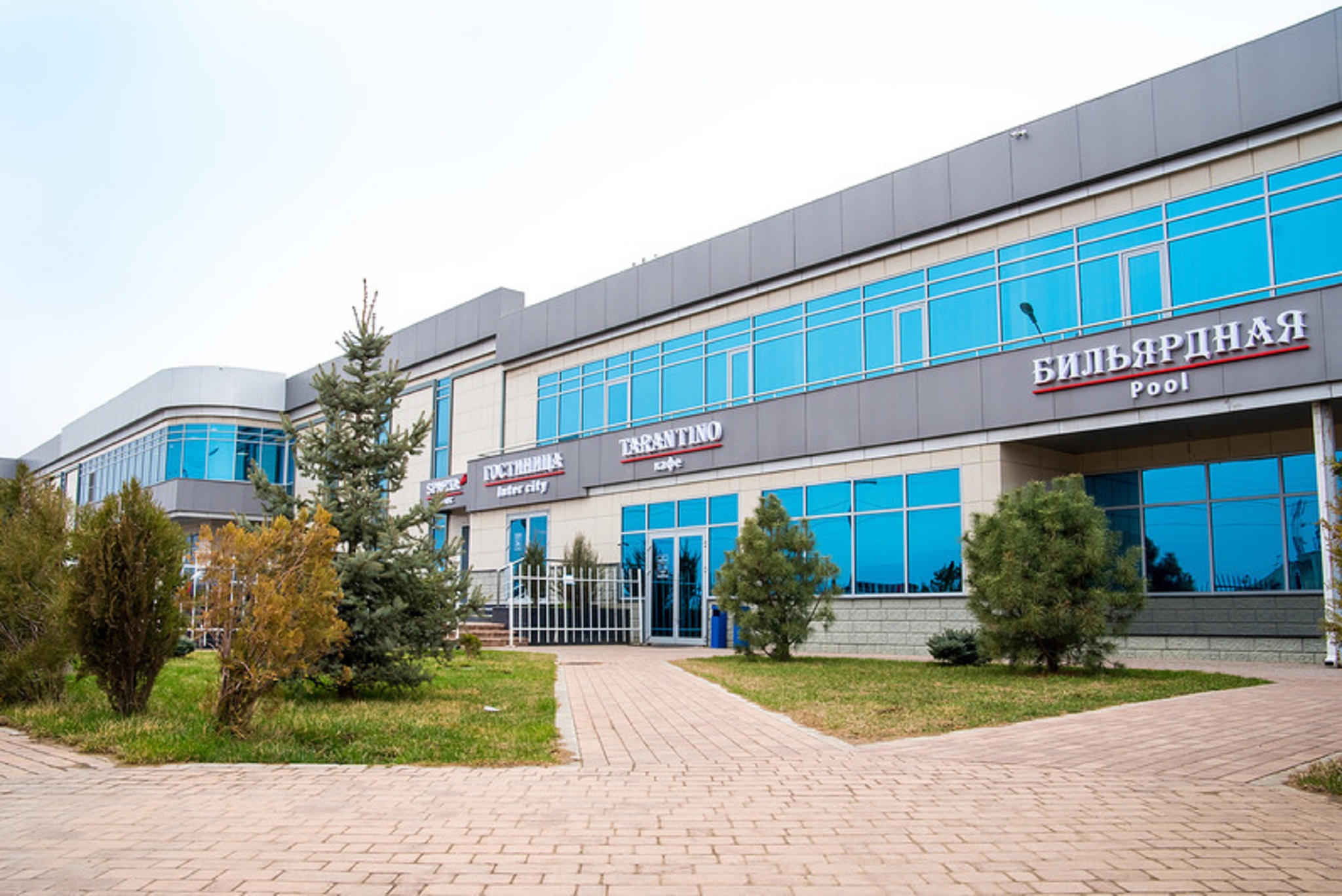 Фото отеля 1