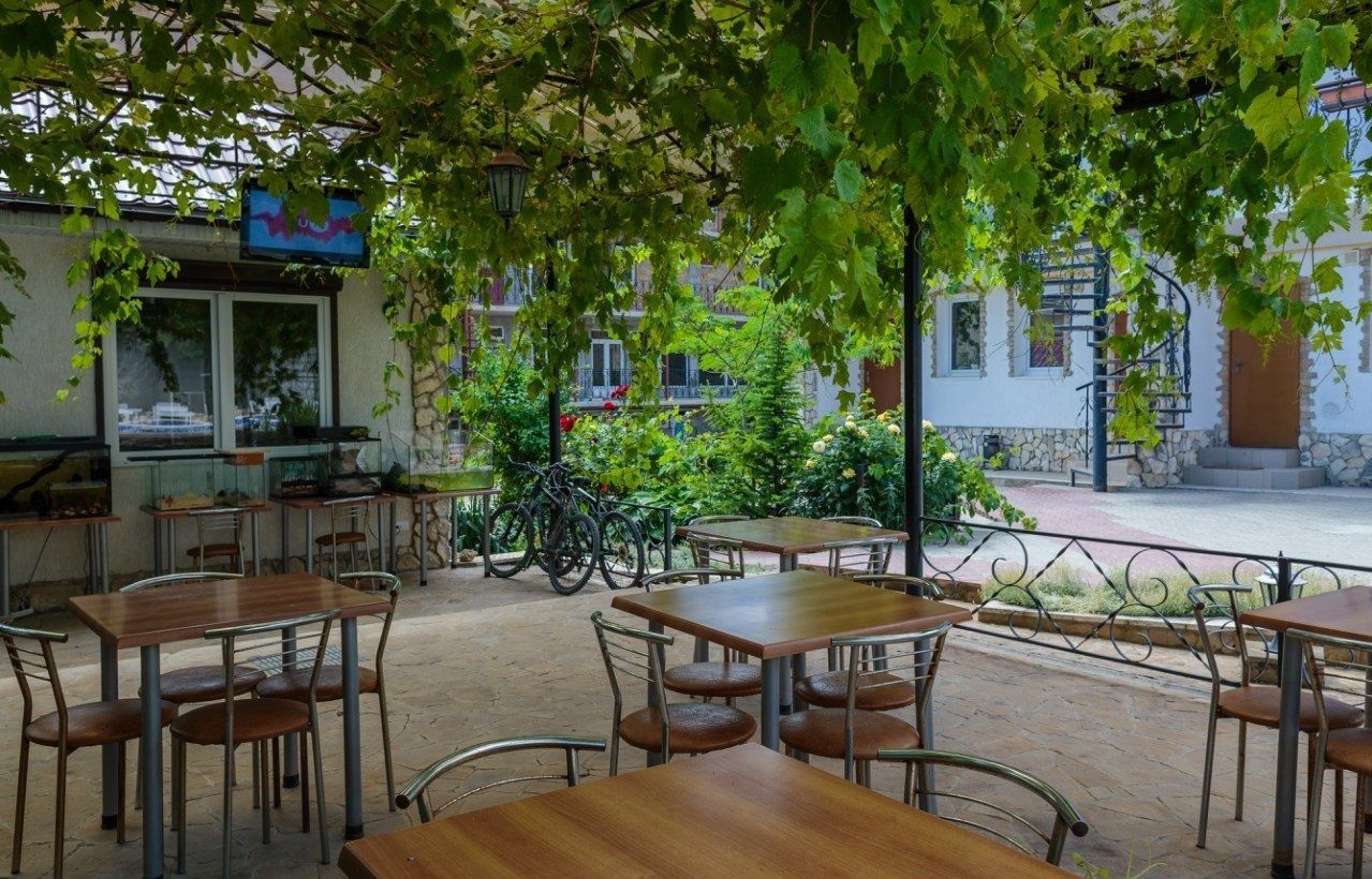 Фото Славия