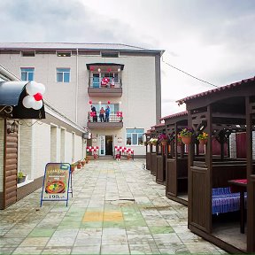 Фото отеля 2