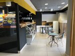 БатончикКофеечек (26 Bakinskikh Komissarov Street, 7к6) ، مقهى