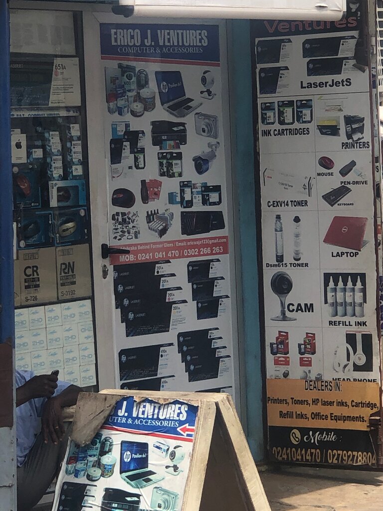 Electronic devices and components Erico Ventures, Accra, photo