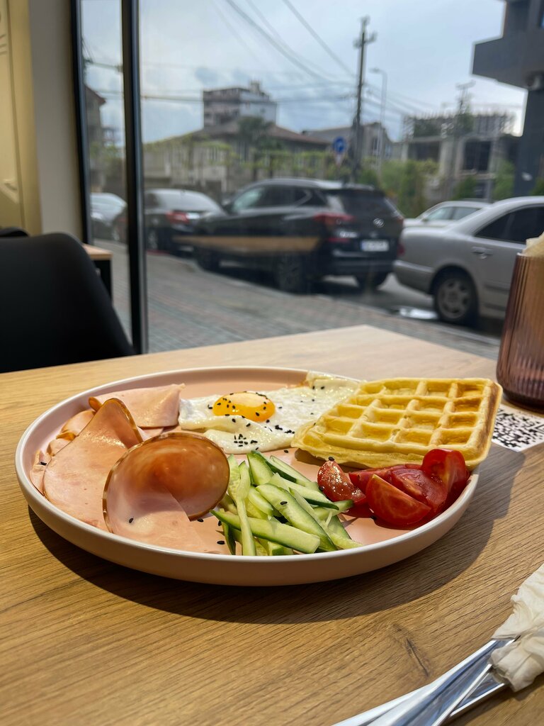 Restaurant Yummy Meow, Batumi, photo