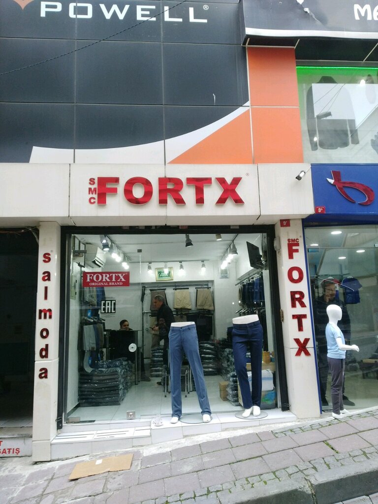 Giyim mağazası Fortx, Fatih, foto