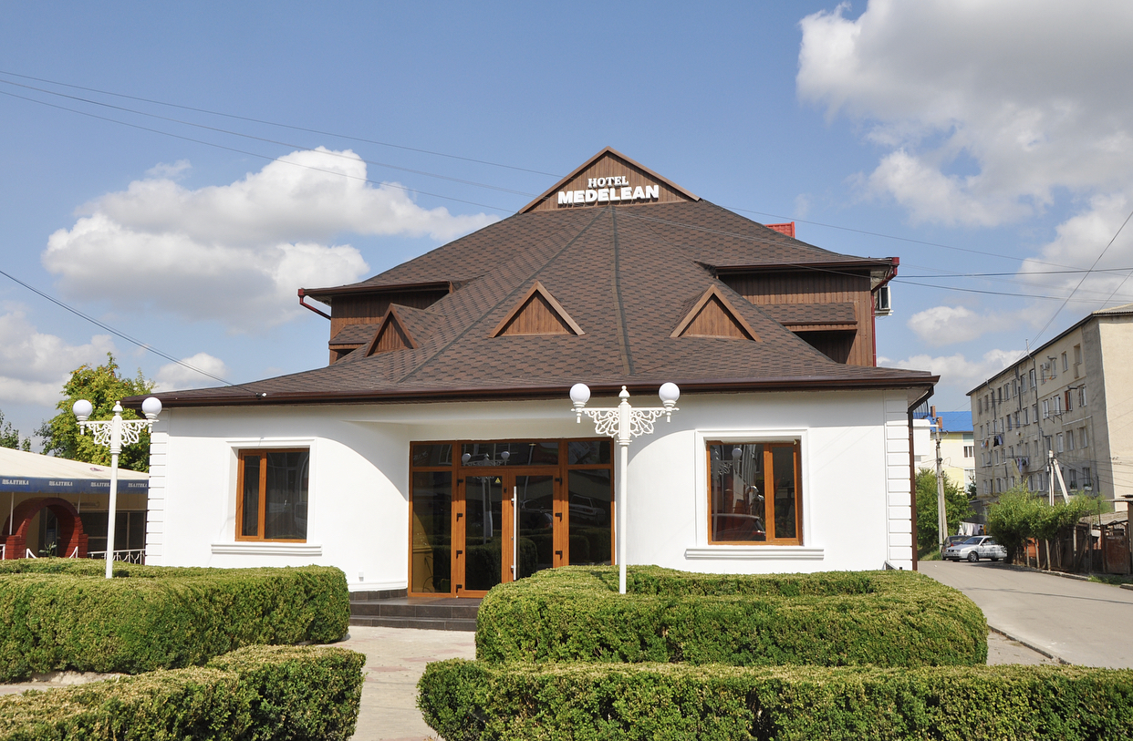 Фото отеля 1