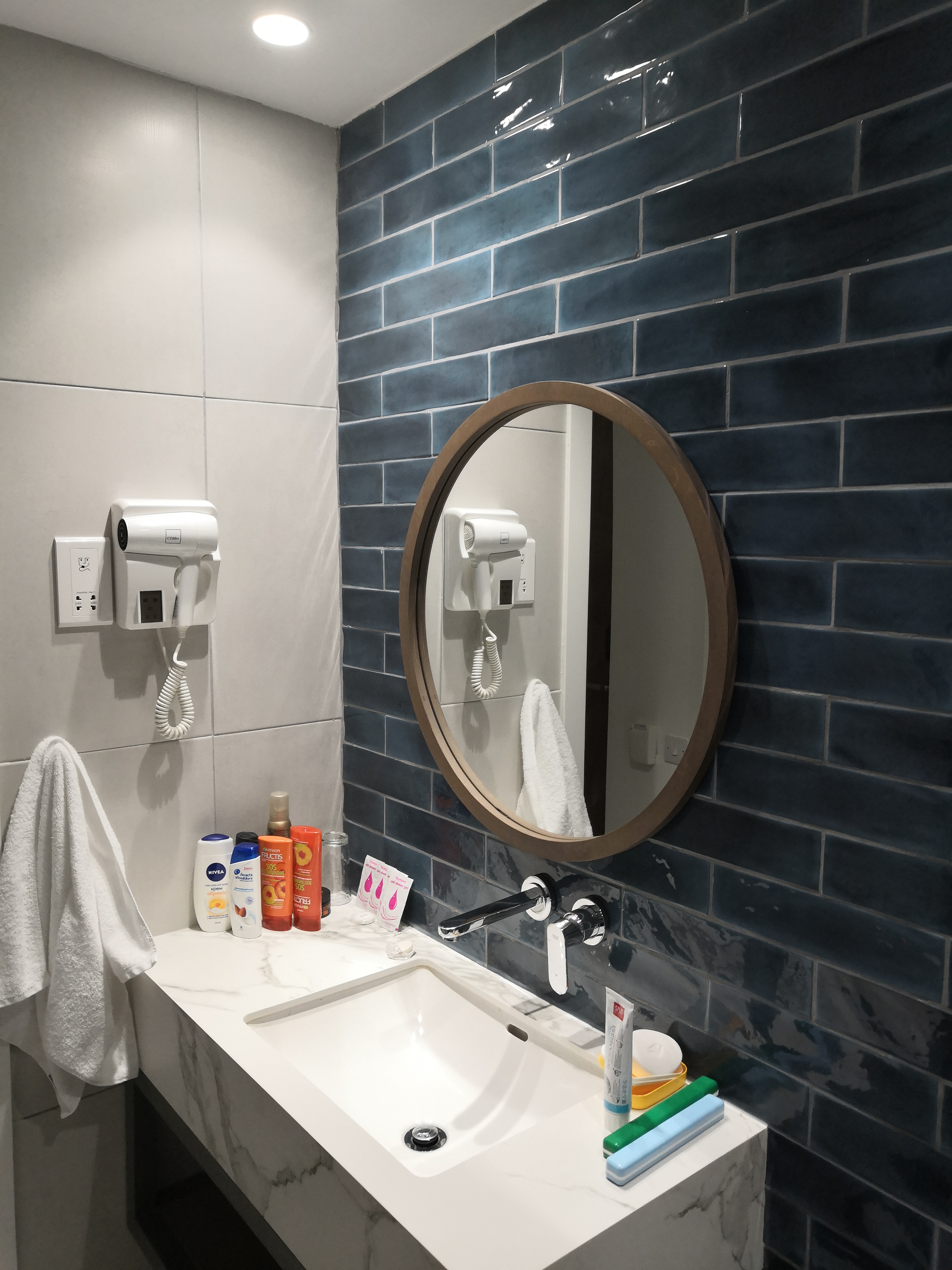 Фото Mandali Hotel