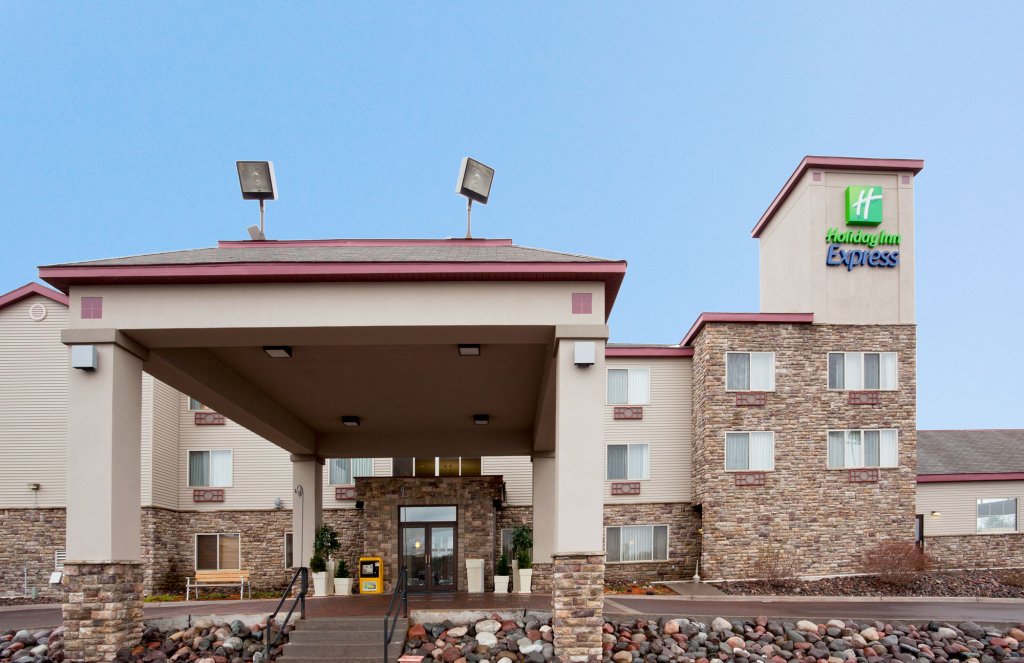 Фото Holiday Inn Express Houghton-Keweenaw, an Ihg Hotel