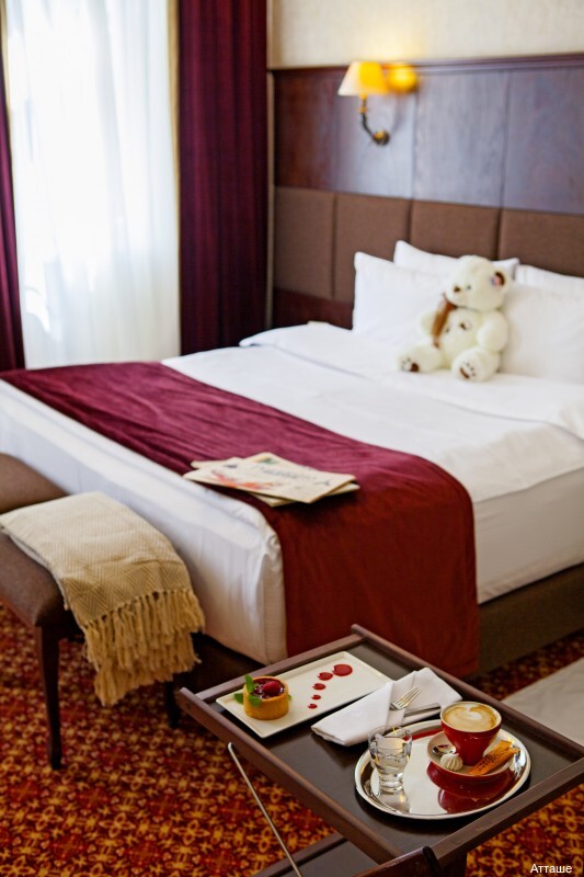 Фото Атташе