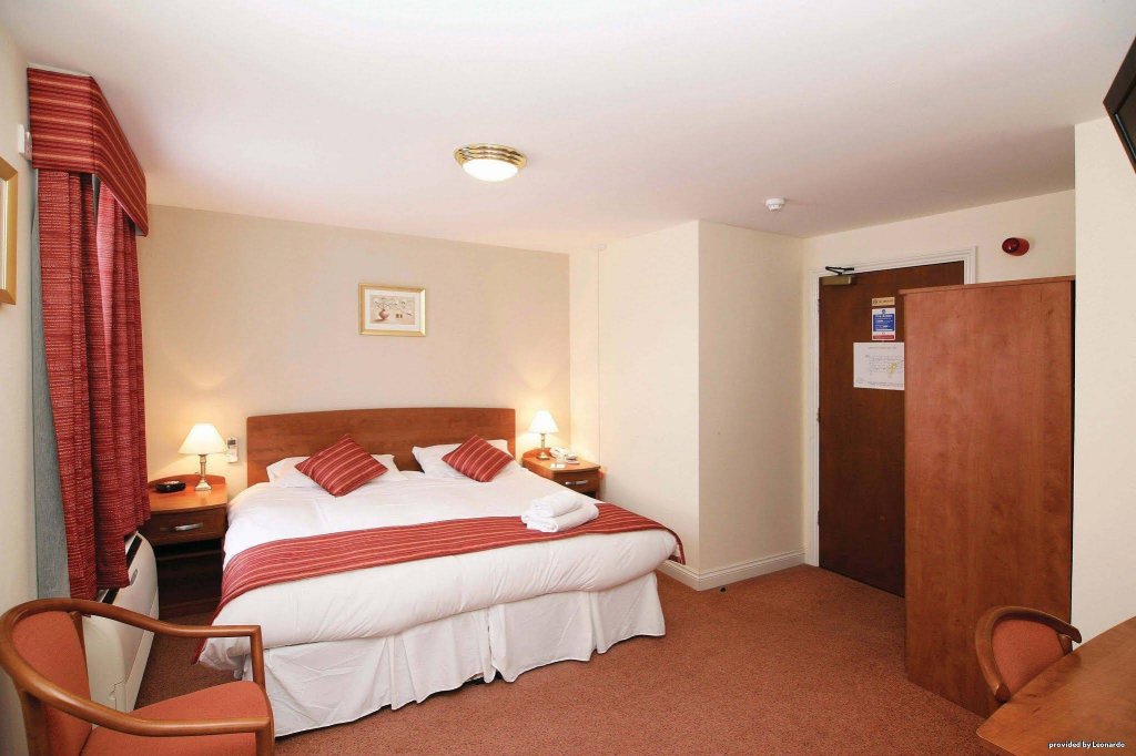 Фото Best Western Claydon Hotel