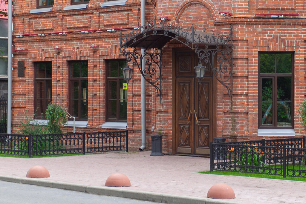 Doors Krepky Oreshek, Cherepovets, photo