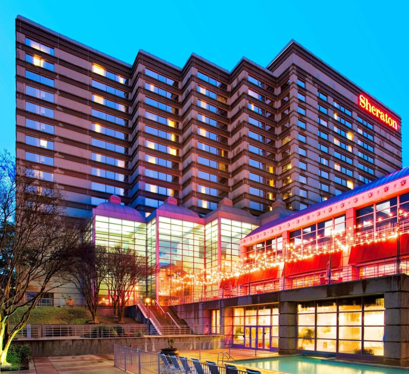 Фото Sheraton Austin Hotel at the Capitol