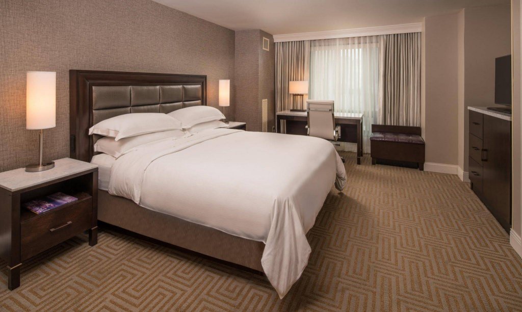 Фото Hilton Tampa Downtown