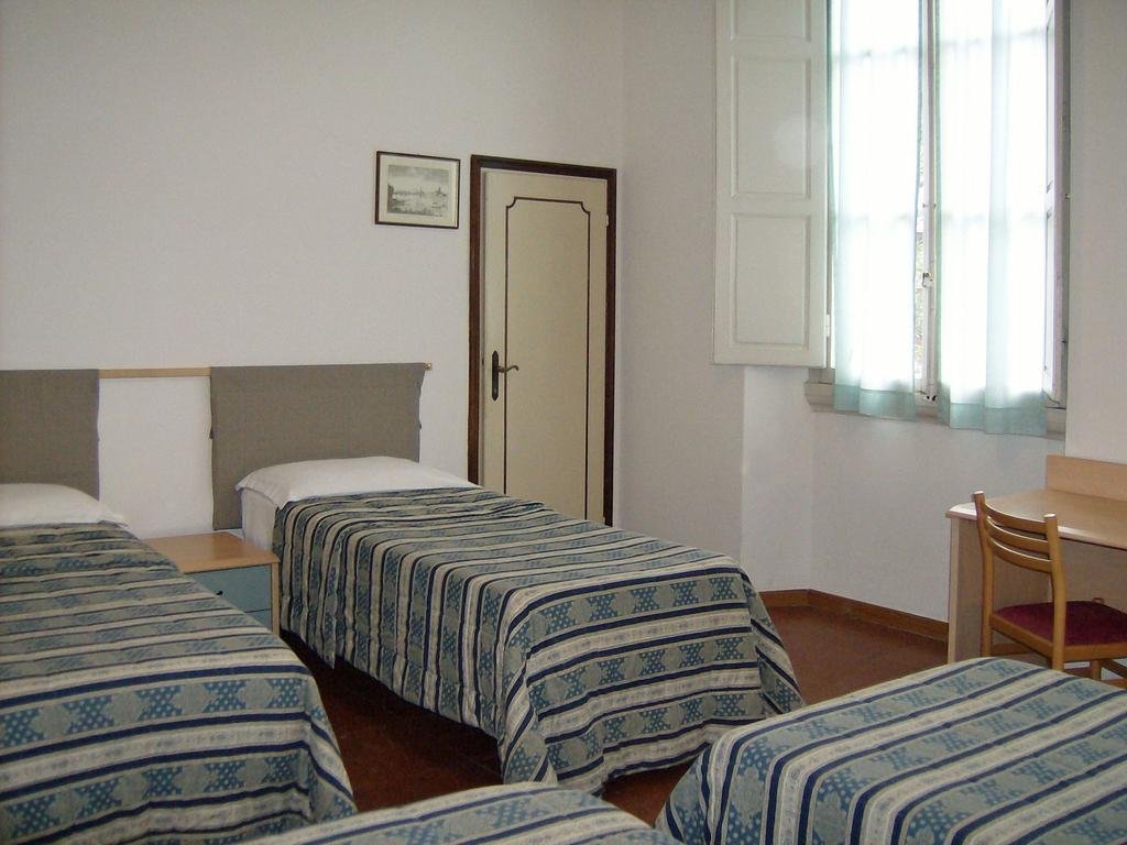 Фото Hotel St. James