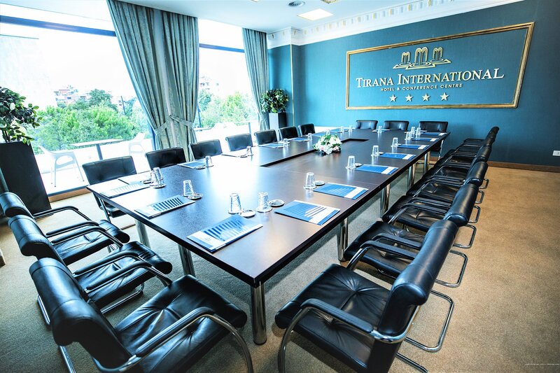 Фото Tirana International Hotel