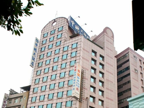 Гостиница Chungli Business Hotel в Чжунли