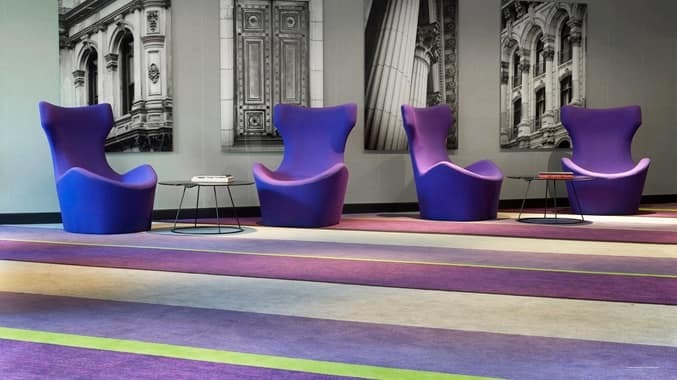 Фото DoubleTree by Hilton Montreal