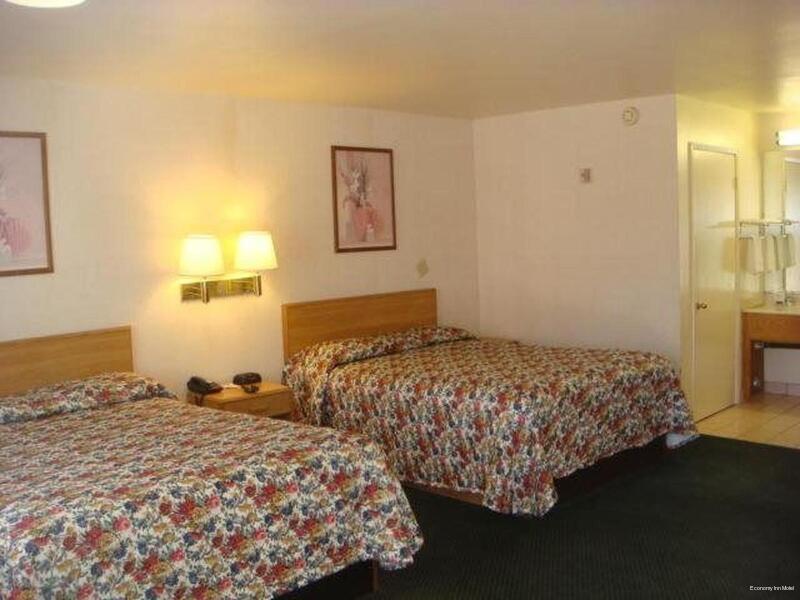 Фото Economy Inn Motel Sylmar