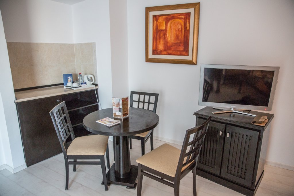 Фото Golden Tulip Taj Sultan