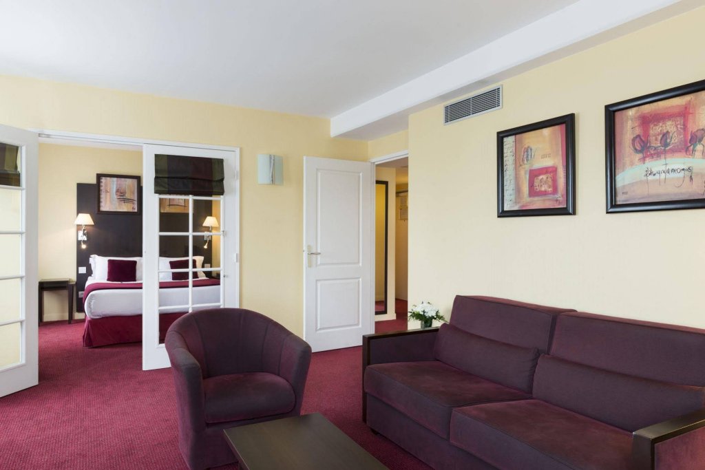 Фото Le Plessis Grand Hotel