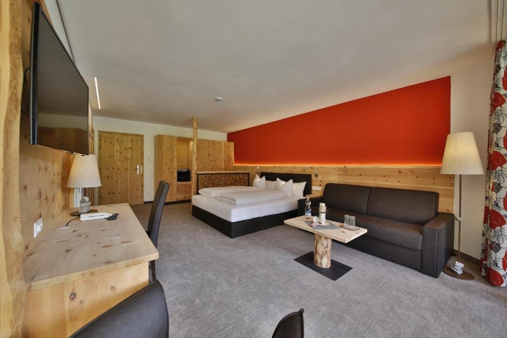 Фото Romantik Resort & SPA - Der Laterndl Hof