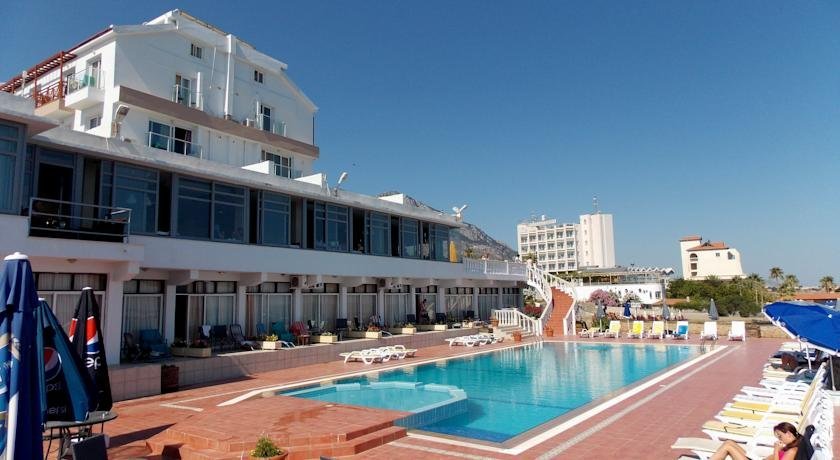 Фото отеля 1