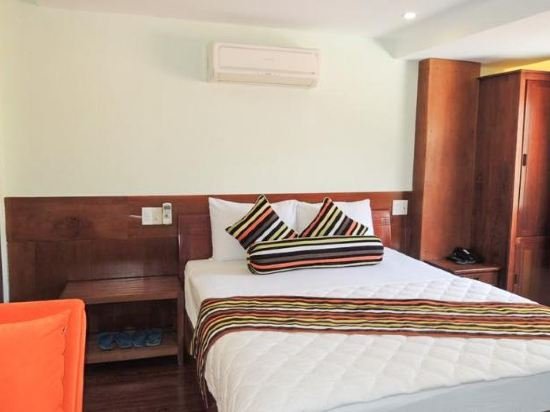 Фото Art Deluxe Hotel