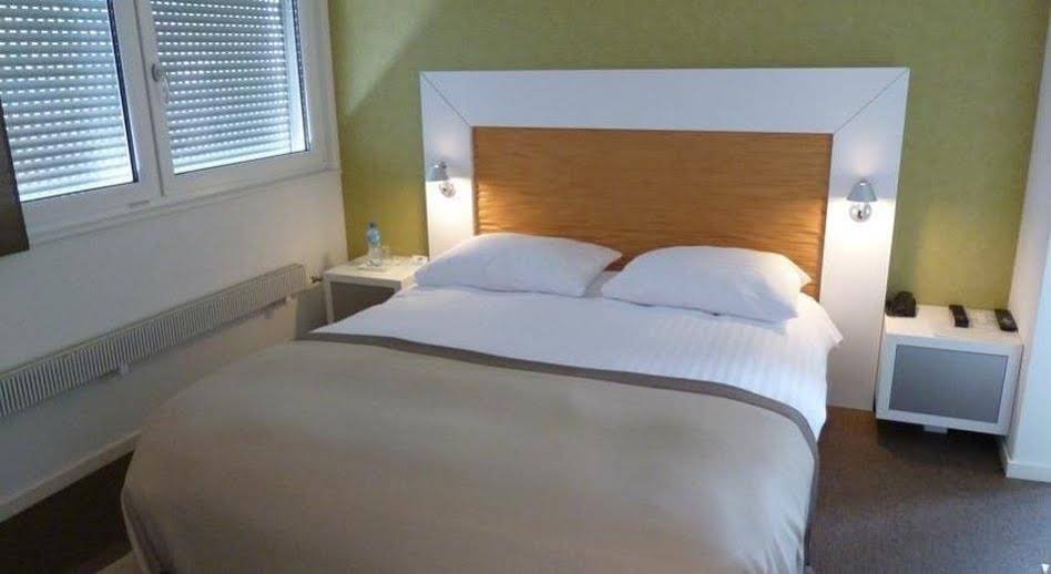 Фото Le Leman Hotel