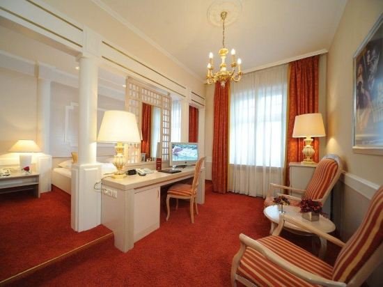 Фото Hotel Torbrau