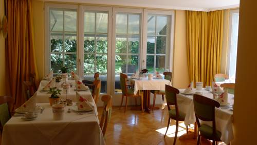 Фото Hotel Villa im Park