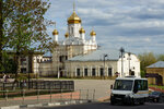 Cathedral of the Resurrection of the Living (ploshchad Partizan, 21), iglesia ortodoxa
