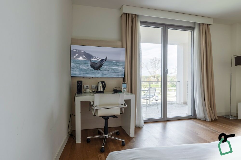 Фото Hotiday Hotel Pisa