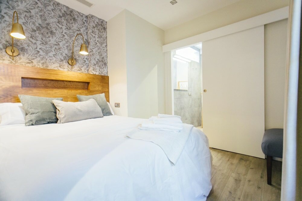 Фото Stay Komodo Byron Suites