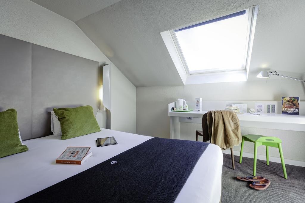 Фото Hotel Campanile Lyon Est Bron Eurexpo