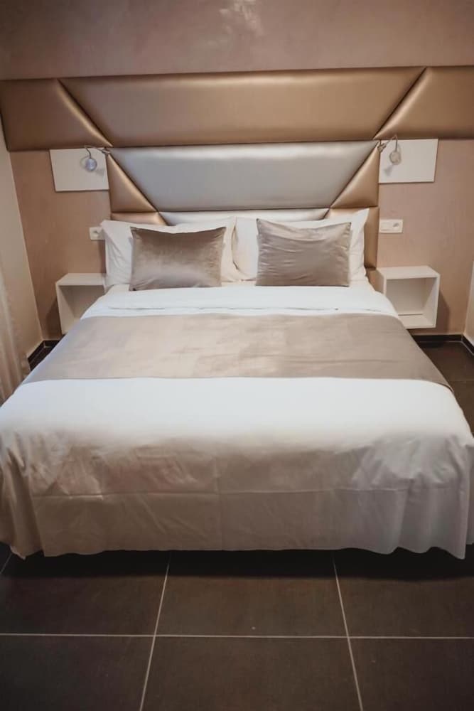 Фото Onyx Hotel Expo